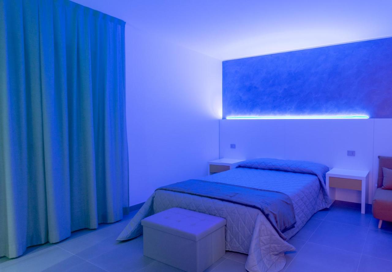 Brigante Suites Misano Adriatico Luaran gambar