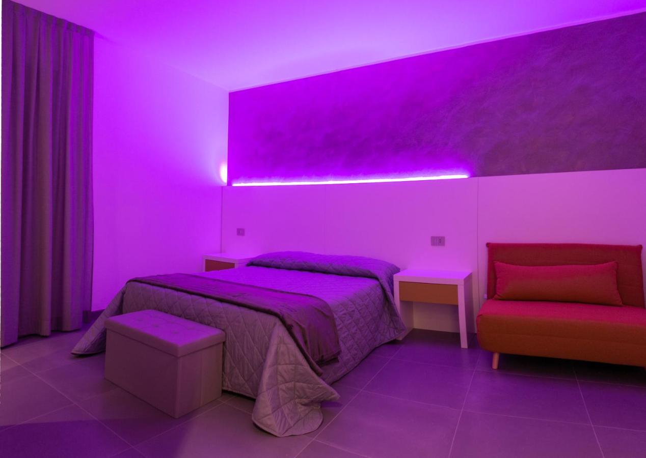 Brigante Suites Misano Adriatico Luaran gambar