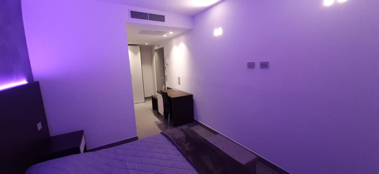 Brigante Suites Misano Adriatico Luaran gambar